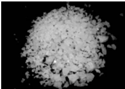 Fotografía de cristales de sal común (NaCl).